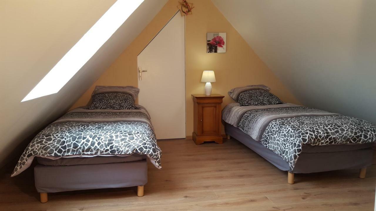 Vacation Home On Rue Du Marais 5 Petiville  Exteriör bild